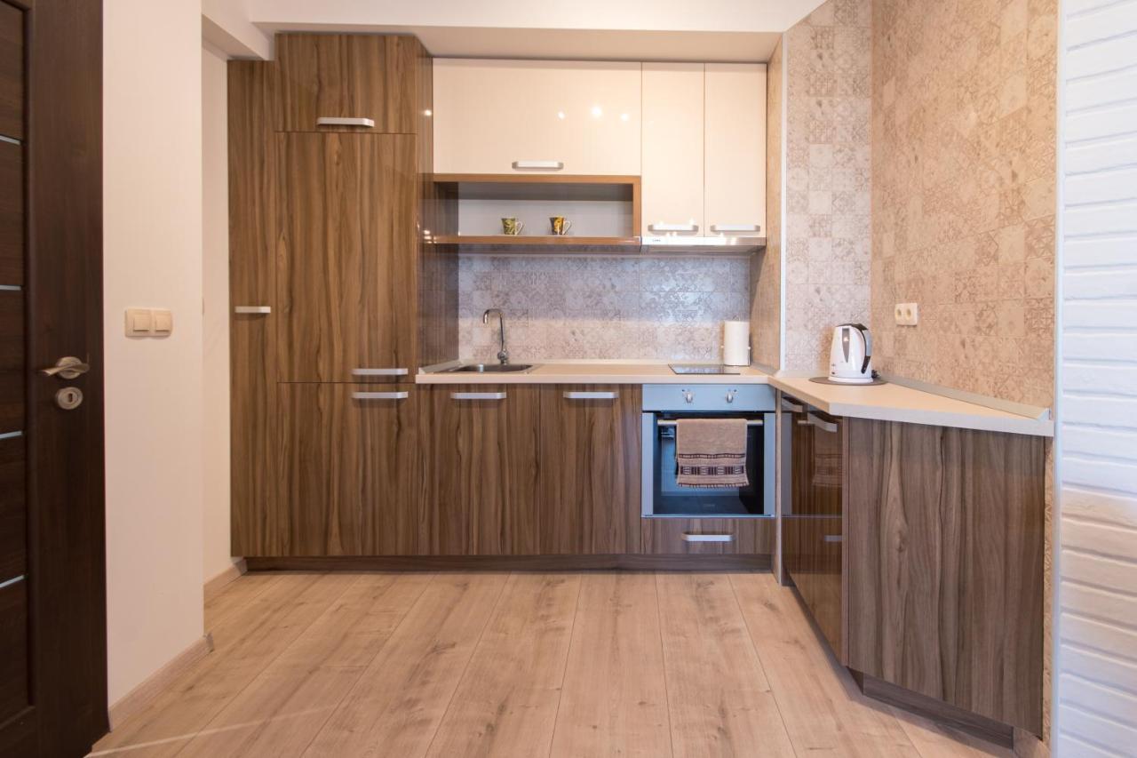 City Apartments Triumph Warna Exterior foto